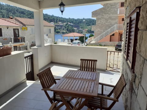 Apartmani Ema & Lana Apartment in Dubrovnik-Neretva County