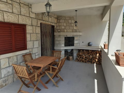 Apartmani Ema & Lana Apartment in Dubrovnik-Neretva County