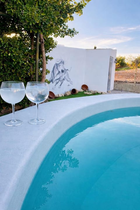 Off site, Natural landscape, Swimming pool