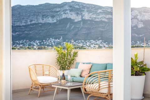 Property building, Day, View (from property/room), Balcony/Terrace, Mountain view