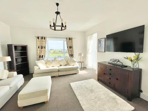 Clydfan Apartment in Trearddur Bay