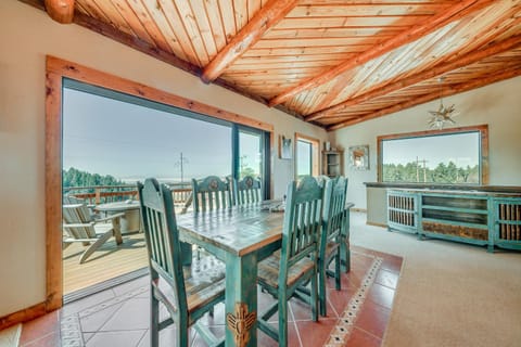 Cloudcroft Cabin with View about 4 Mi to Ski Cloudcroft! Cabin in Cloudcroft