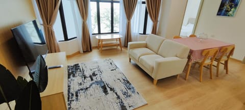 Communal lounge/ TV room, TV and multimedia, Living room, Seating area