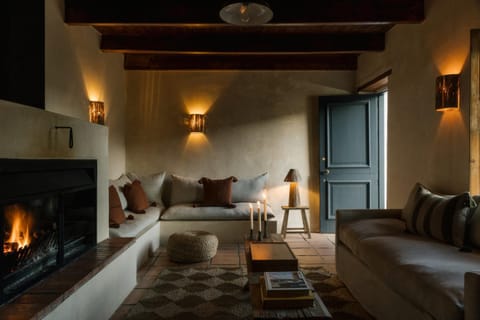 Living room, Seating area, flat iron