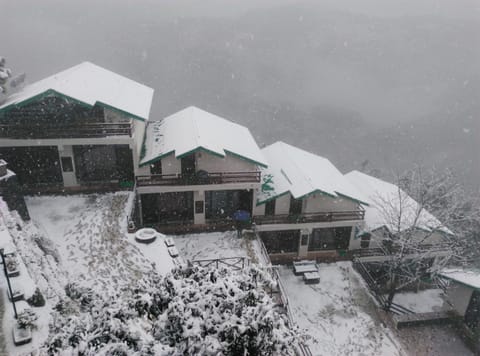 Property building, Winter