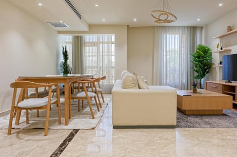 Living room, Seating area, Dining area, air conditioner