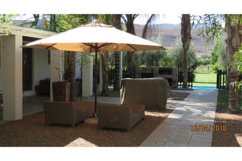 Blue Mountain View Cottages Bed and Breakfast in Western Cape