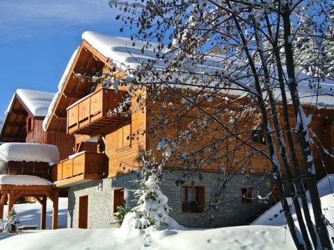 Property building, Winter