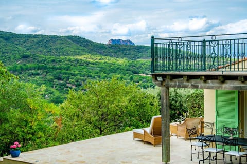 View (from property/room), Mountain view
