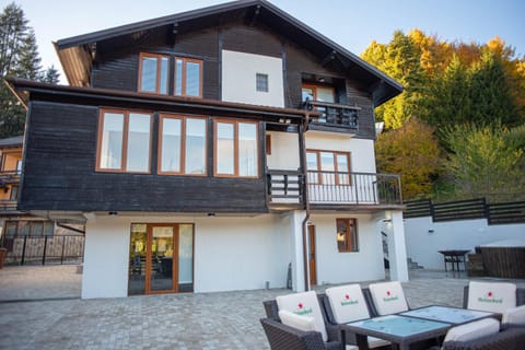 Property building, Patio, Day, View (from property/room), Balcony/Terrace, Seating area