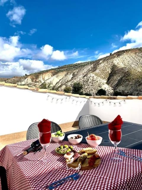 Natural landscape, View (from property/room), Balcony/Terrace, Balcony/Terrace, Food and drinks, Food, Mountain view