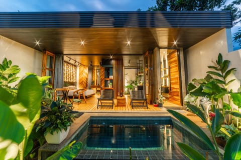 Property building, Day, Garden, Pool view, Swimming pool, sunbed