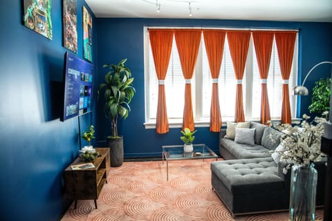 Downtown 1BR w Rooftop Gym Near Canal St House in French Quarter