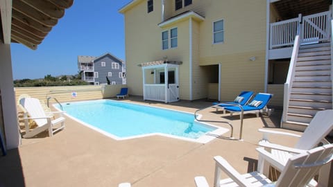 Oceanside, 7 BRs, Priv Pool, H Tub, Community Amenities, VOH3, Safe Harbor House in Corolla