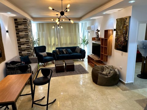 TV and multimedia, Seating area