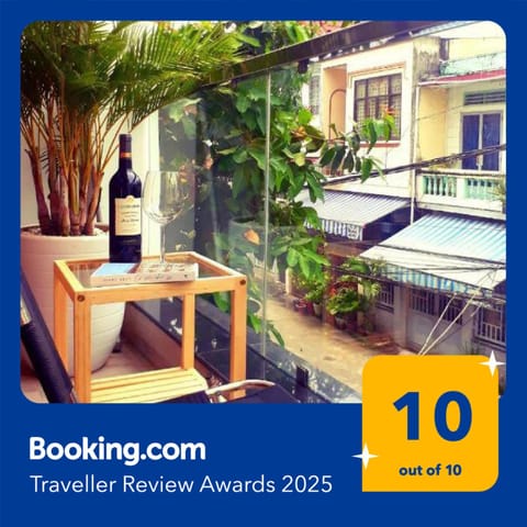 Property building, Balcony/Terrace, Balcony/Terrace