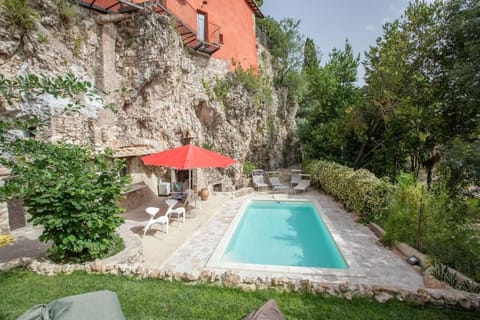 by Casamerina, villa in town of Narni with private garden, pool and sauna Villa in Narni