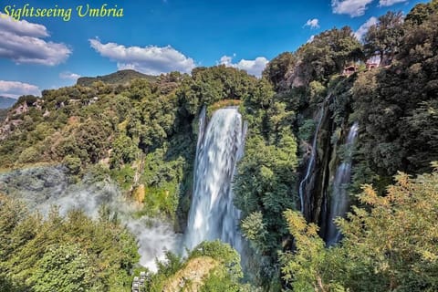 by Casamerina, villa in town of Narni with private garden, pool and sauna Villa in Narni