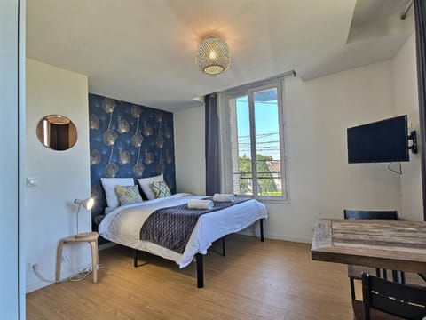 Studio Au Bord du Canal (4B) *Paris*Disney* Apartment in Chelles