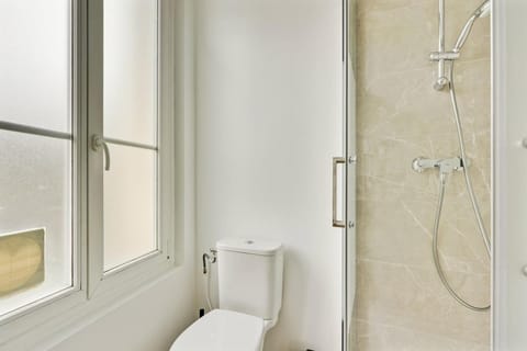 Studio Au Bord du Canal (4B) *Paris*Disney* Apartment in Chelles