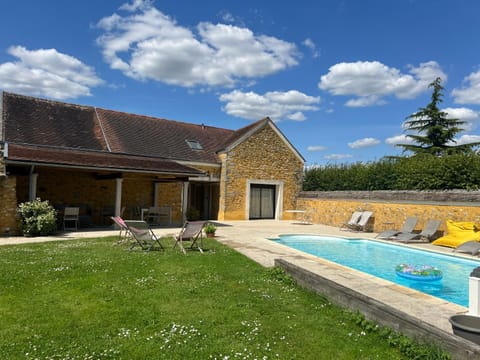 Day, Garden, Pool view, Swimming pool, sunbed