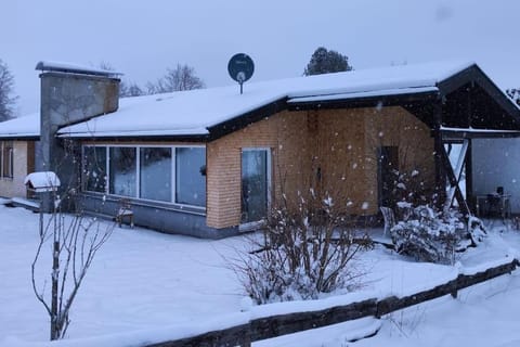 Property building, Winter