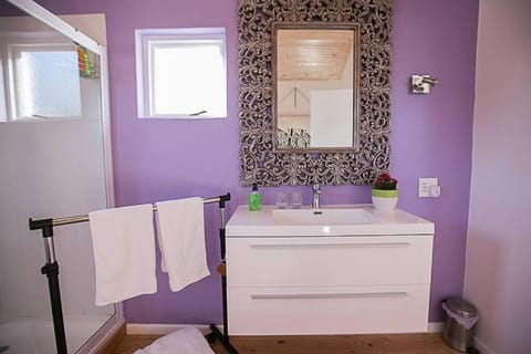 Delightful db story loft with airconditioning Apartment in Hermanus