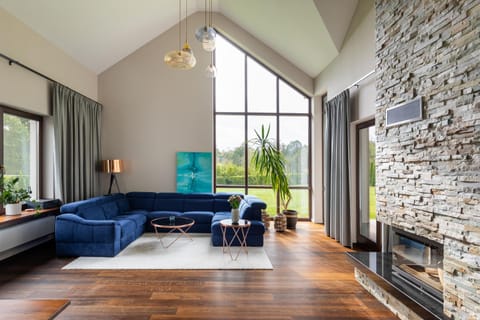 Communal lounge/ TV room, Living room, Seating area