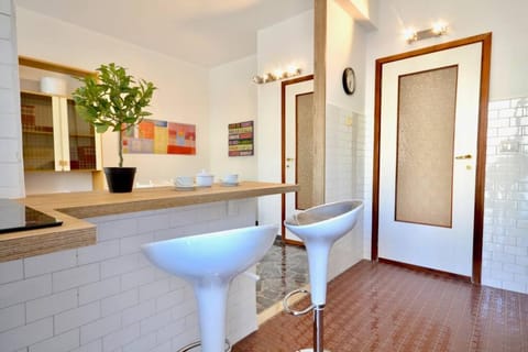 Casa Erica, balcone e WiFi Apartment in Santa Margherita Ligure