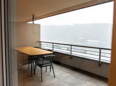 Bella Vista Seeblick Apartment in Villach