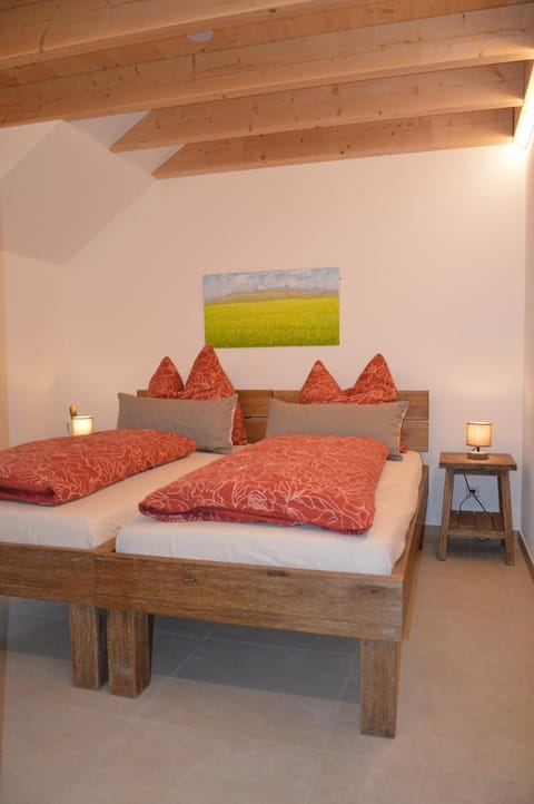 Property building, Bed, Photo of the whole room, Bedroom