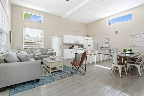 Walk to Clearwater Beach and Make Memories House in Clearwater Beach