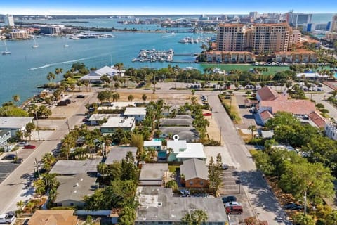 Walk to Clearwater Beach and Make Memories House in Clearwater Beach