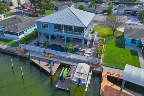 Sleep 13Heated PoolFoosballPool Table House in Hernando Beach