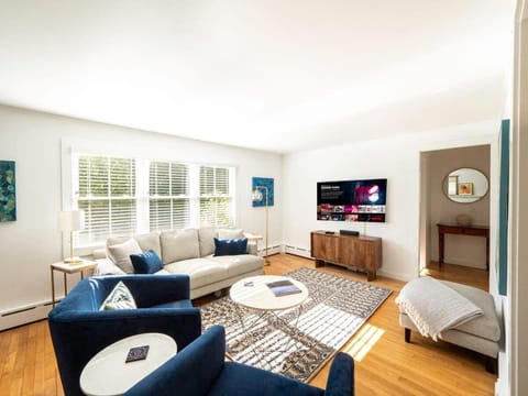 Berkshire Vacation Rental: Stockbridge Home Come Experience The Berkshires House in Stockbridge