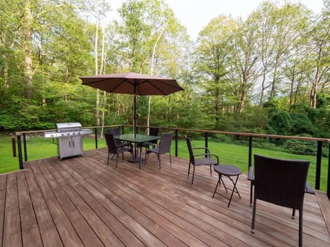 Berkshire Vacation Rentals: High End Berkshires Getaway House in Egremont