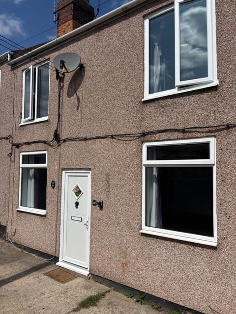 Little Manor House in North East Derbyshire District