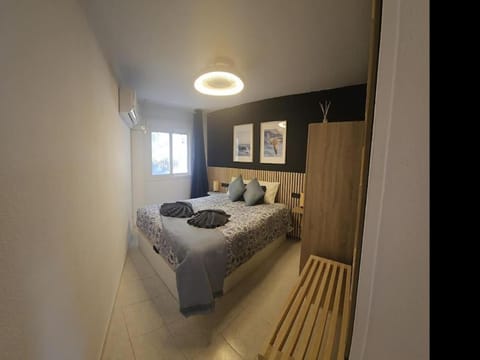 Symphony Sunrise, with stunning sea views and short walk to the beach BY NAMASTE ELITE Apartment in Torremolinos