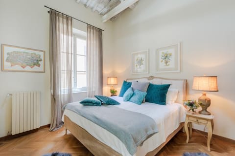 The Healing Garden, 4 bedrooms Villa inside the Walls Apartment in Capannori