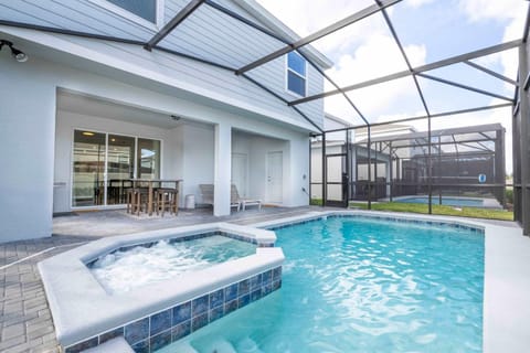 20% OFF Brand New 6BD 4 5BA PRIVATE POOL WINDSOR ISLAND House in Four Corners