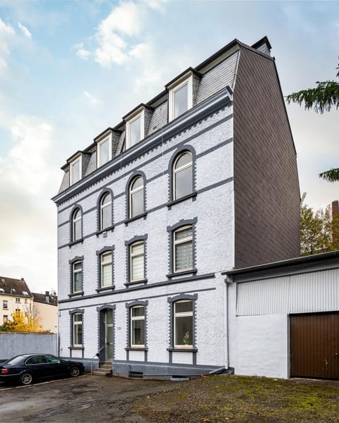 Property building, Parking