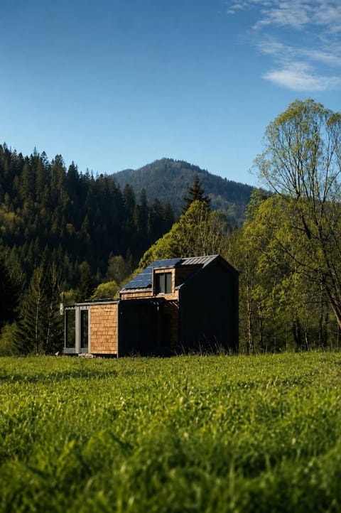 Property building, Spring, Day, Natural landscape, Mountain view