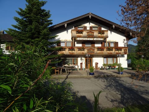 Gästehaus Erika - Chiemgau Karte Apartment in Berchtesgadener Land