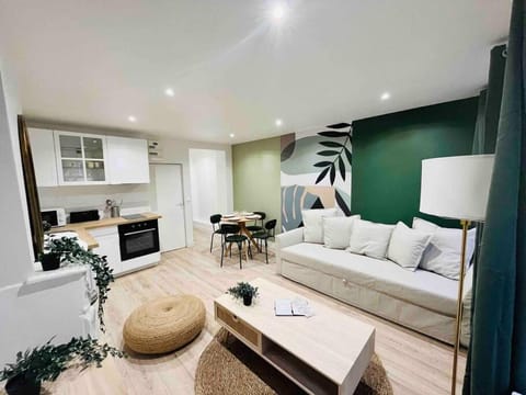 Les Orchidées Apartment in Rouen