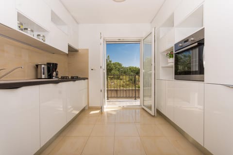 Apartments Vukman Apartment in Okrug Gornji