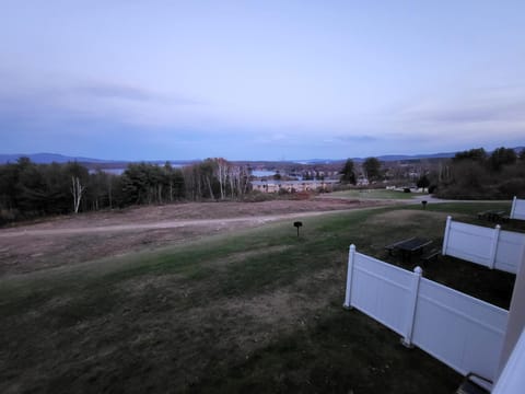 Cedar Lodge Room w/ Lake Views! Apartment in Laconia