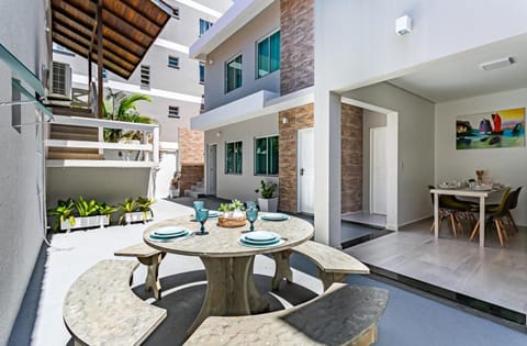 Property building, Patio, Day, View (from property/room), Balcony/Terrace, Seating area, Dining area