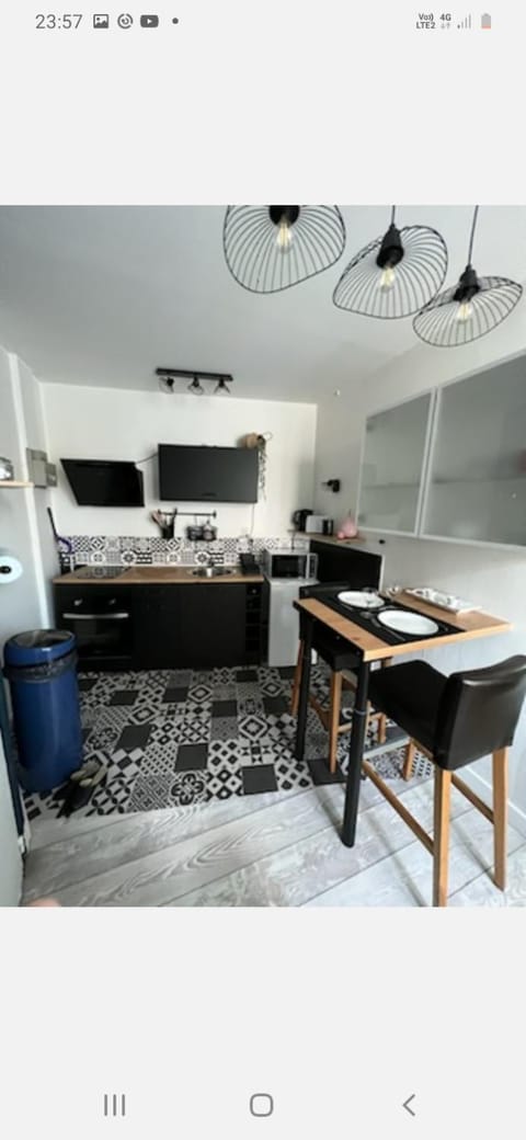 T2 proche gare avec wifi Apartment in Chartres