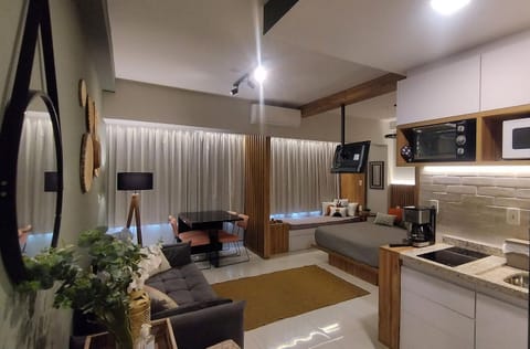 Bed, Kitchen or kitchenette, Living room