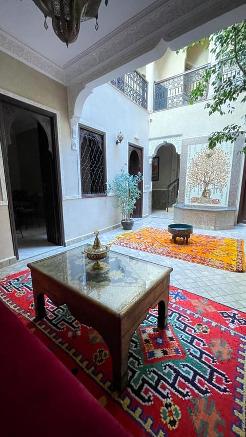Living room, Internal: Not applicable to any particular room
